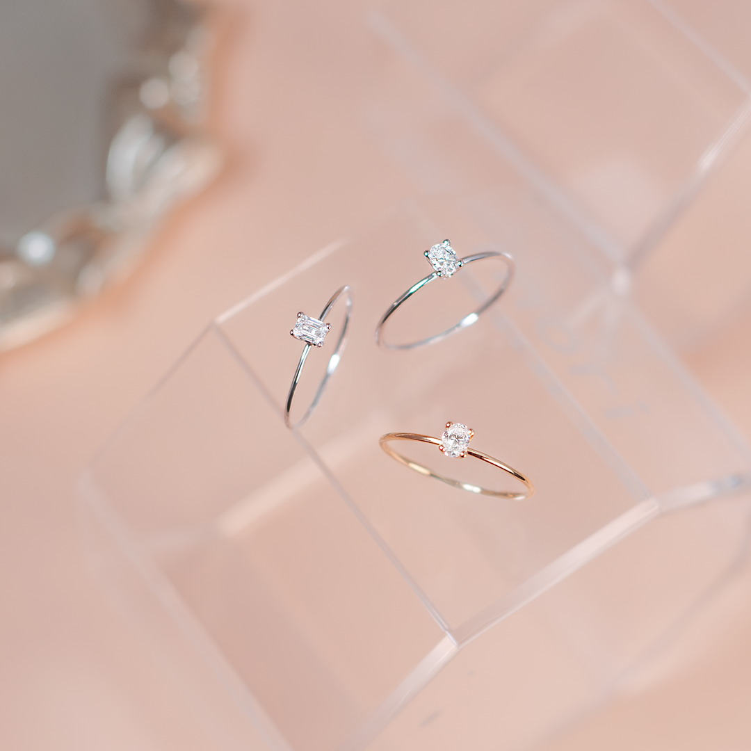 Pear shaped solitaire ring